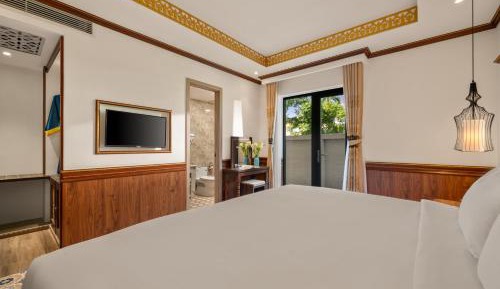 Essence Double/Twin Room, Balcony with Limited View