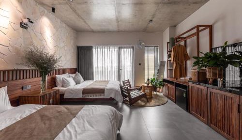 Apartment with Balcony