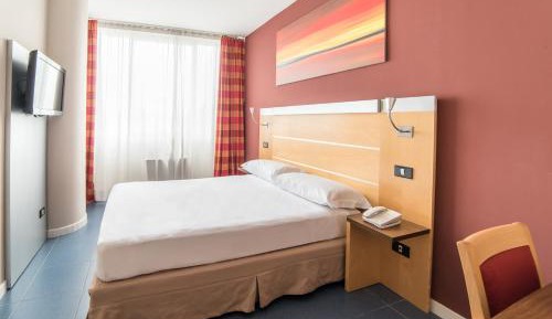 Basic Double Room