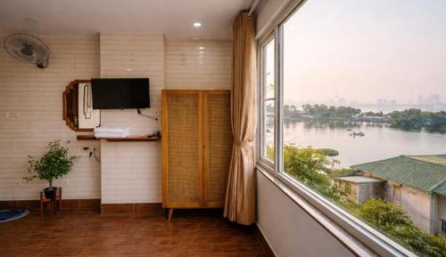 Triple Room with Lake View