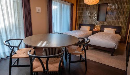Premium Quadruple Room