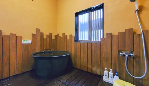 Quadruple Room with Private Bathroom