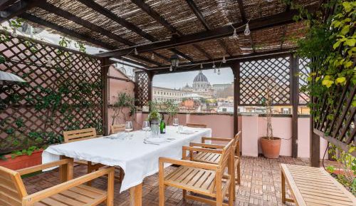 One-Bedroom Apartment with Terrace