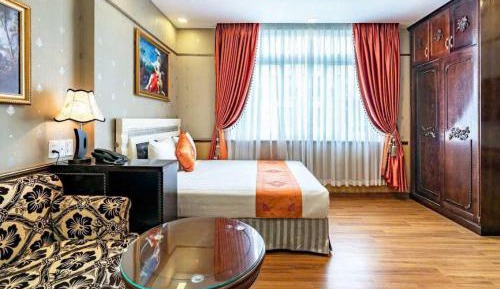 Deluxe Apartment