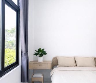 Studio Apartment with King Bed