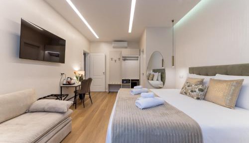 Luxury Triple Room