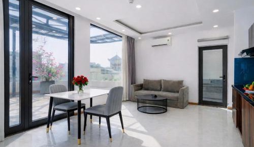 Apartment with Terrace