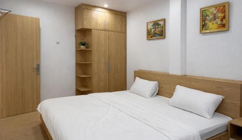 Deluxe Room (2 Adults + 1 Child)