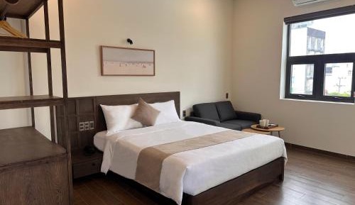 Standard King Room
