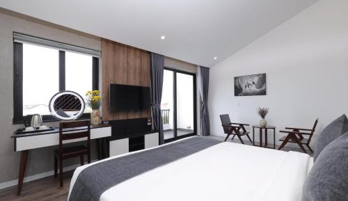 Superior King Suite