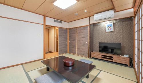 Japanese-Style Quadruple Room