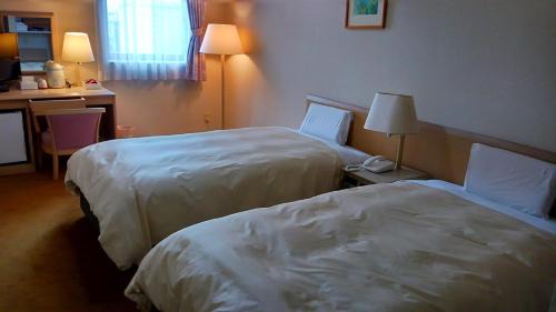 Standard Twin Room - Non-Smoking