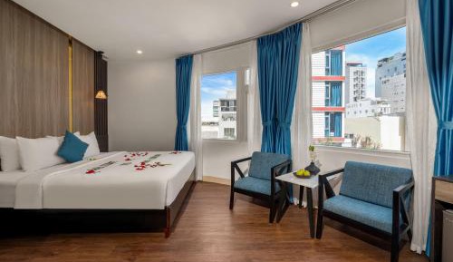 Deluxe Double Room City View with Bathtub