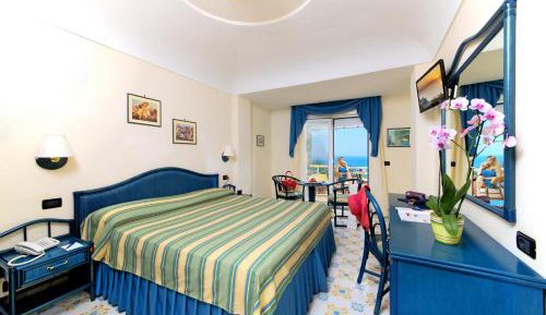 Comfort Double Room with Sea View