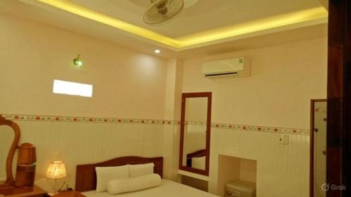 Deluxe Double Room (2 Adults + 1 Child)