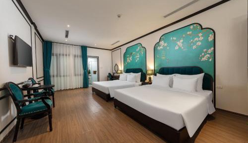 Deluxe Family Suite
