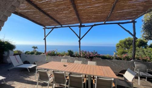 Villa with Sea View