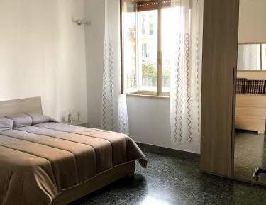 Three-Bedroom Apartment with Balcony
