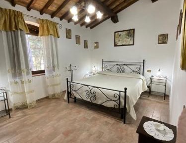Deluxe One-Bedroom Apartment with Garden View