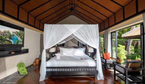 One-Bedroom Pool Villa with Garden View 
