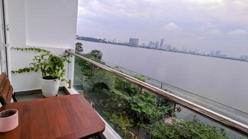 Apartment with Balcony