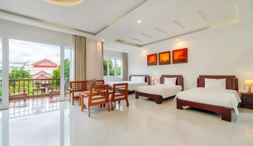 Family Suite with Balcony