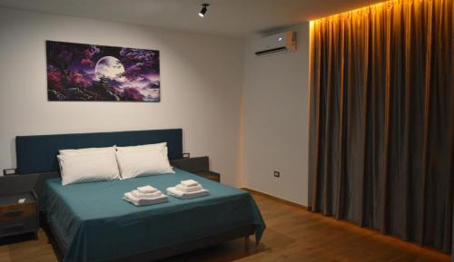 Superior King Room