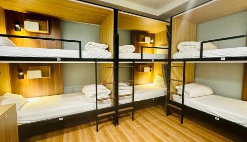 Bed in 6-Bed Mixed Dormitory Room
