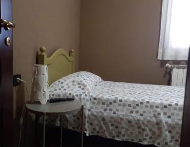 Single Room with Private Bathroom