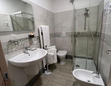 Large Double Room