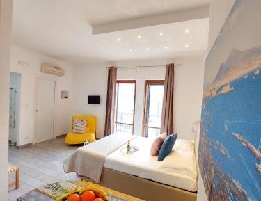 Studio with Balcony
