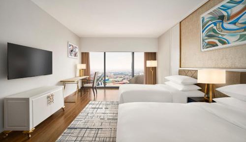 Sheraton Club Twin Skyline View