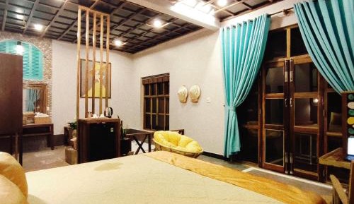 Superior King Room