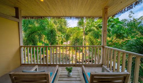 Deluxe Double Room with Garden View