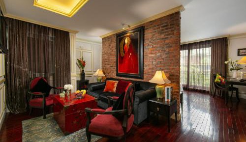 Suite with City View