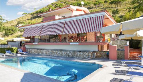 Four-Bedroom Vacation Home