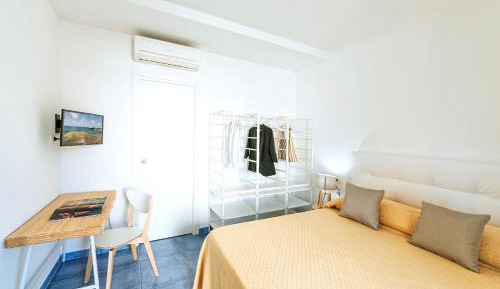 Junior Suite with Garden View
