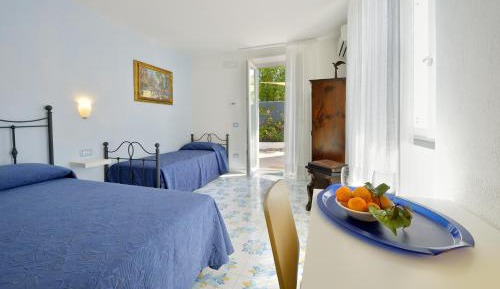 Comfort Triple Room