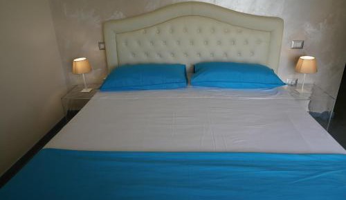 Double Room with Balcony and Sea View