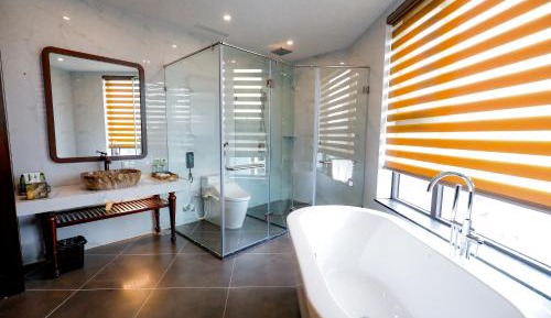 King Room with Pool View