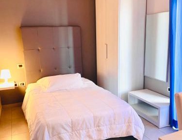 Budget Single Room