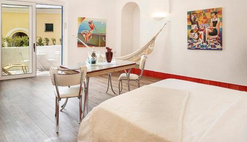 Suite with Partial Sea View