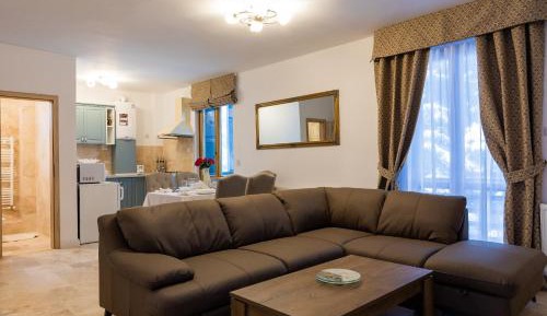 Apartment - Split Level