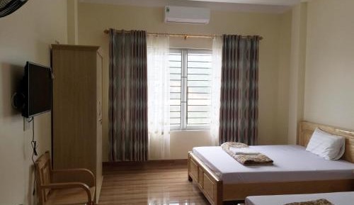 Quadruple Room with Private Bathroom