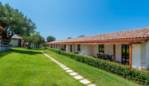 Bungalow (4 Adults)
