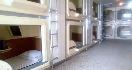 Capsule Room for Male 
