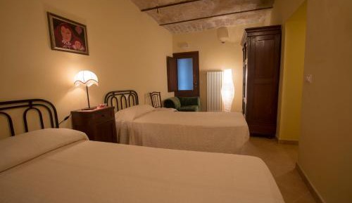 Double or Twin Room with Private Bathroom
