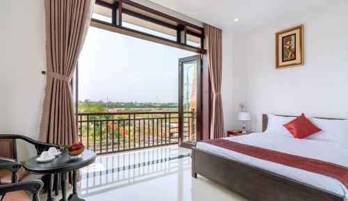 Deluxe Double Room with Balcony