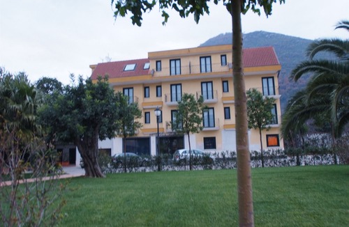 Nocera Superiore Hotel | Hotel Villa Albani