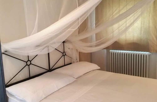 Montalto delle Marche Apartment | Homerez - Studio in Montalto delle Marche